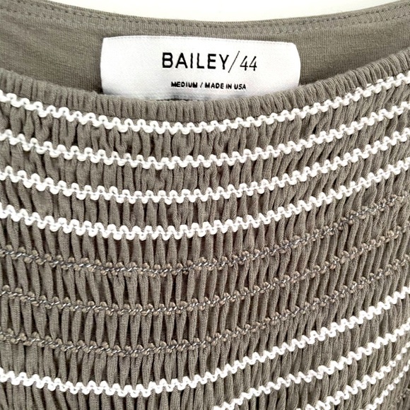 Bailey /44 Off the Shoulder Cinch Woman’s Top - Picture 1 of 5